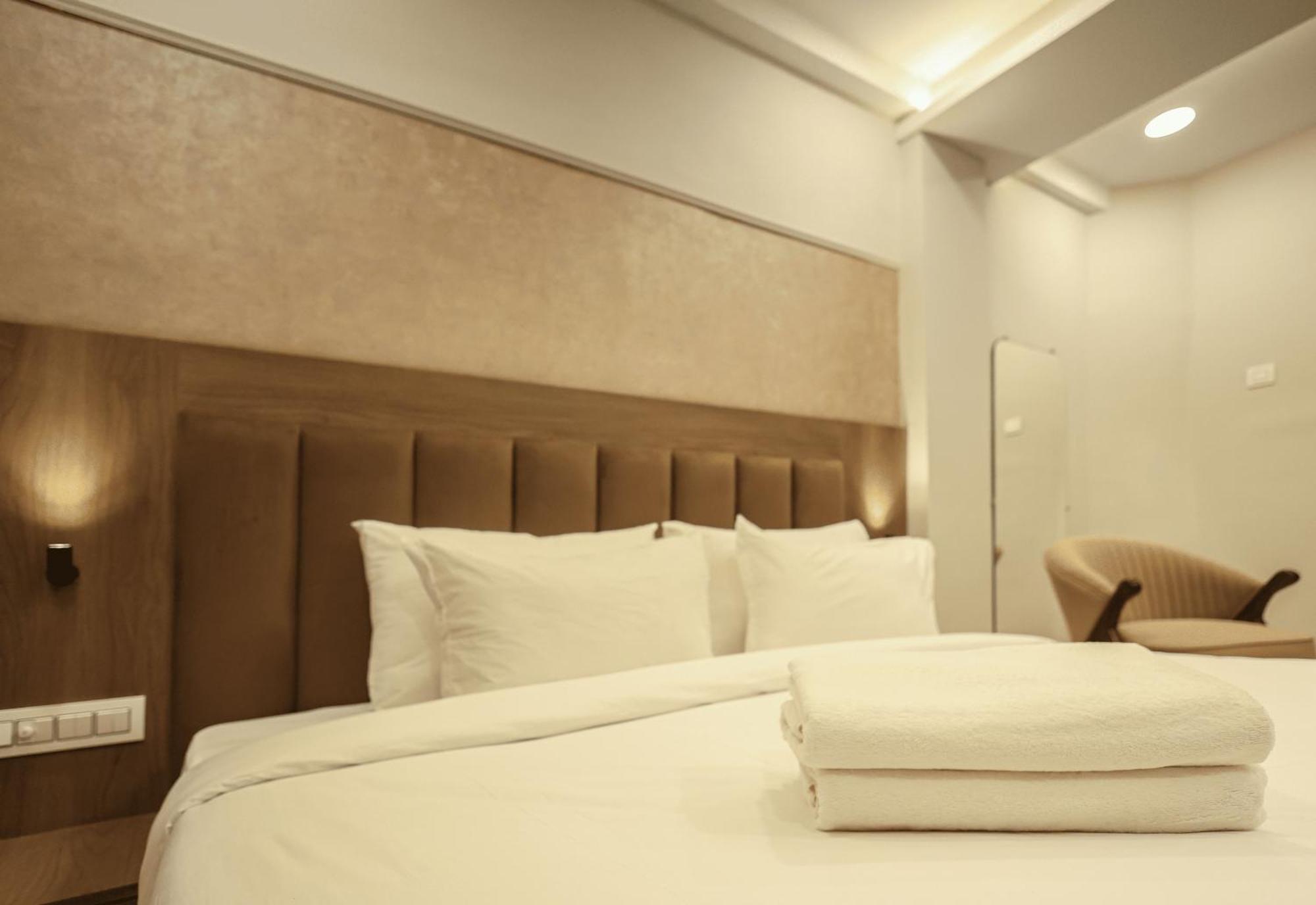 Arjun - A Boutique Hotel Haridwar Ngoại thất bức ảnh